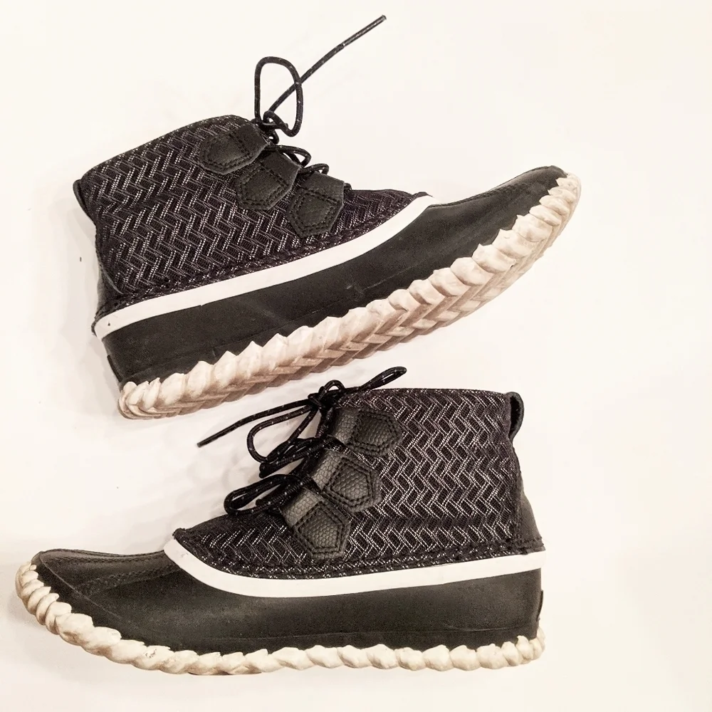 Sorel herringbone‎ out and about winter snow boots black